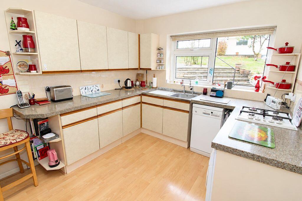 House in Banstead, Nork - More