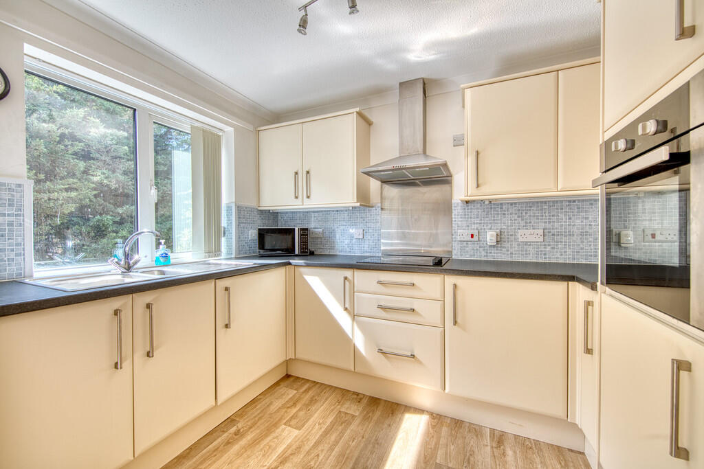 Apartment in London - View 4