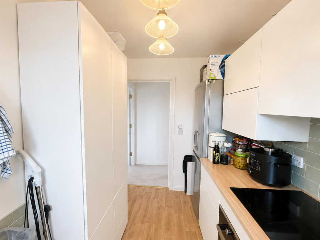 Apartment in Taunton - View 5