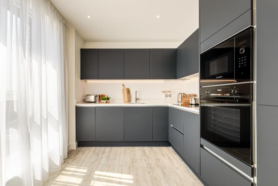 Apartment in Hounslow, Lampton, Heston - View 4