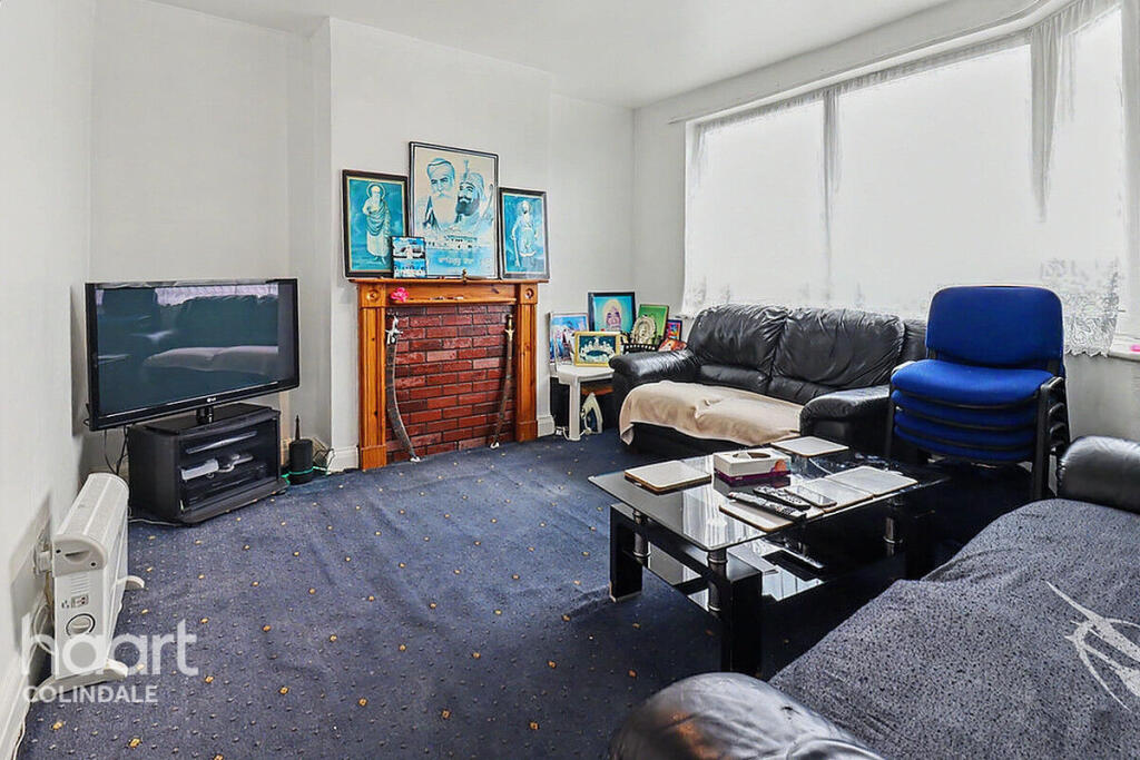 Albany Court, Blundell Road, HA8 photo 3