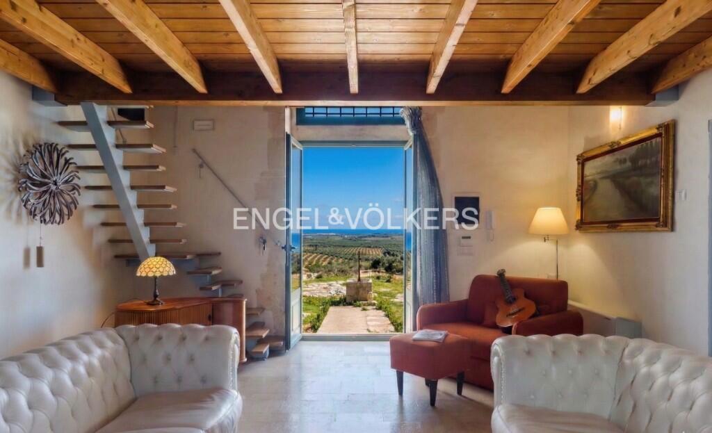 Main image of property: Noto, Syracuse, Sicily