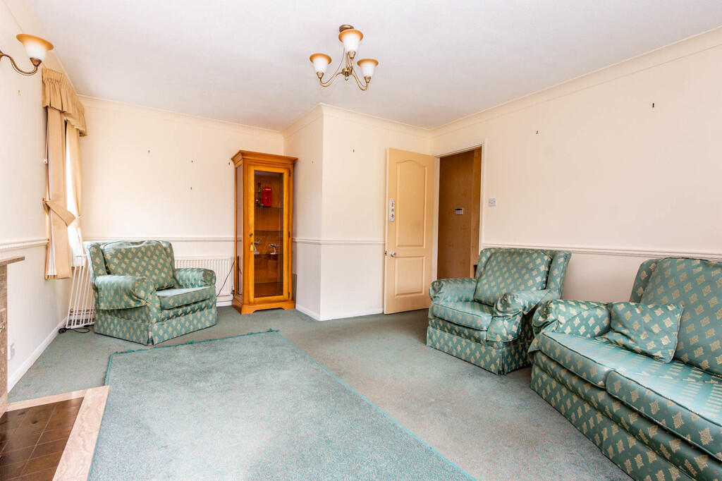 House in Rushden, North Northamptonshire - View 5
