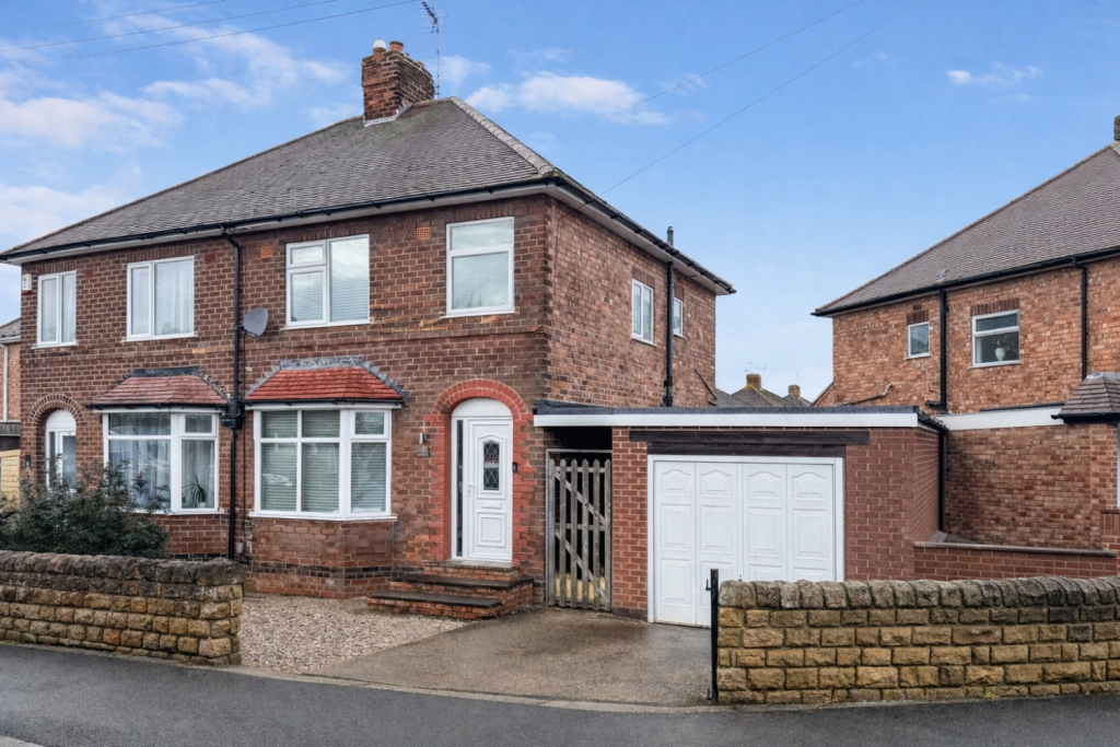 Main image of property: Leyton Crescent, Beeston, Nottingham, Nottinghamshire, NG9