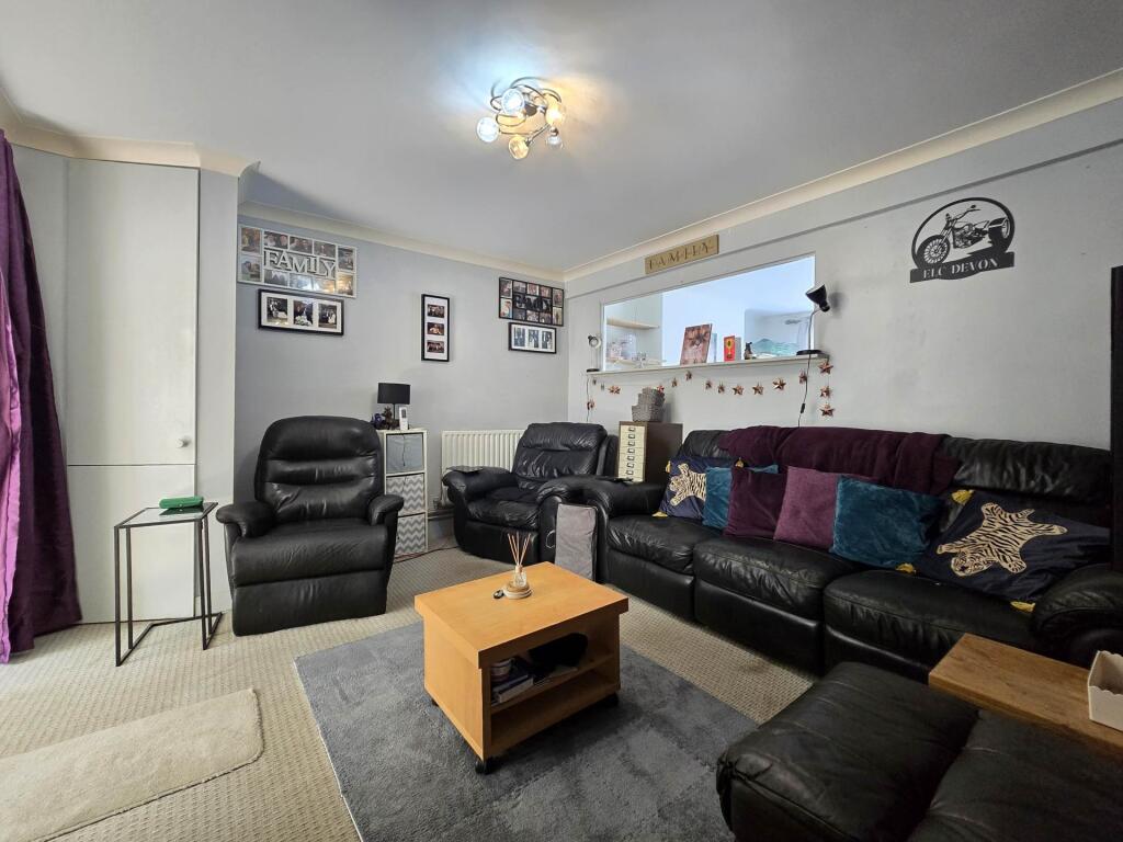 Furzebeam Terrace, Bideford photo 4