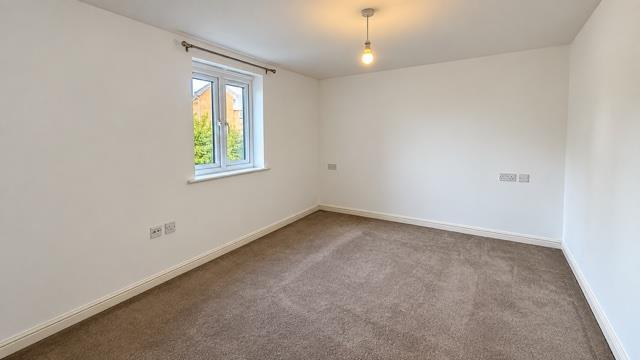 Apartment in Leicester - More