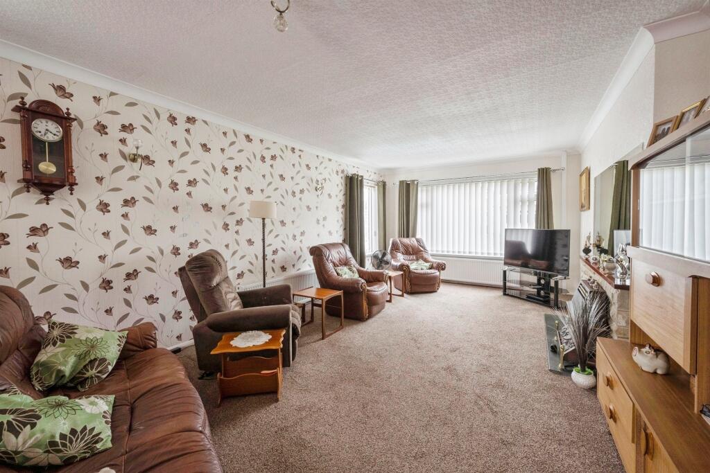 Hillcrest Drive, Burton-Upon-Stather, Scunthorpe photo 4