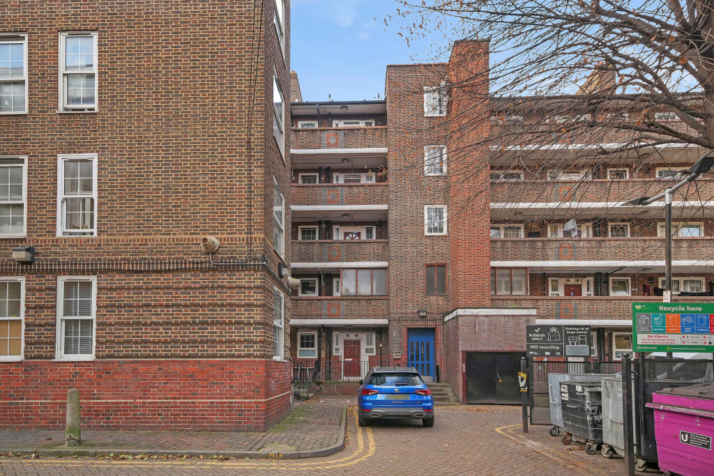 Main image of property: Chicksand Street, E1