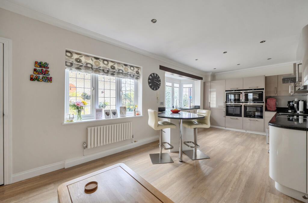 House in Reading - View 3