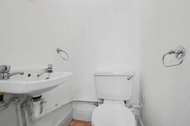 Ground Floor WC.jpeg