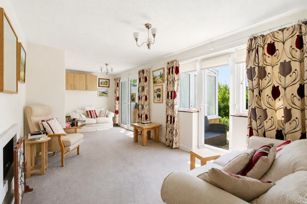 Churchfield, Harpenden, Hertfordshire, AL5 photo 3