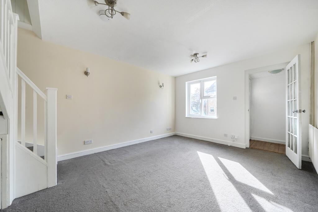 House in West Oxfordshire, Carterton - View 5