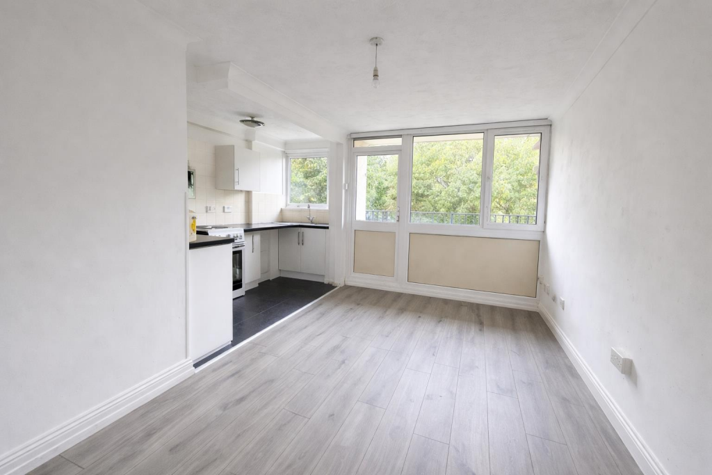 Main image of property: Longfield Avenue, Fareham