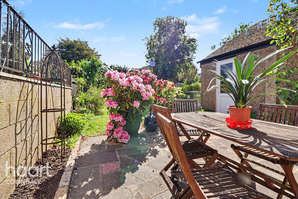 Main image of property: Stag Lane, NW9