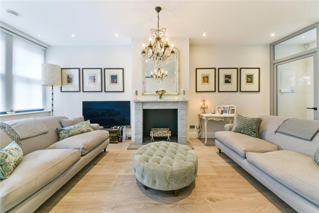 Leinster Mews, London, W2 3 - View 2