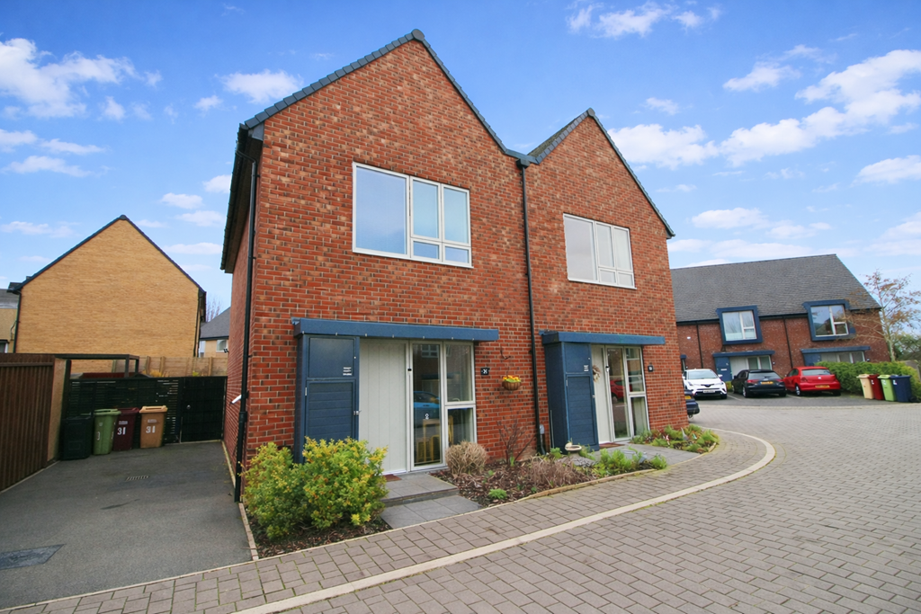 2-bed semi-detached on Winterbourne Drive, Westhoughton, BL5 3DT, £240,000
