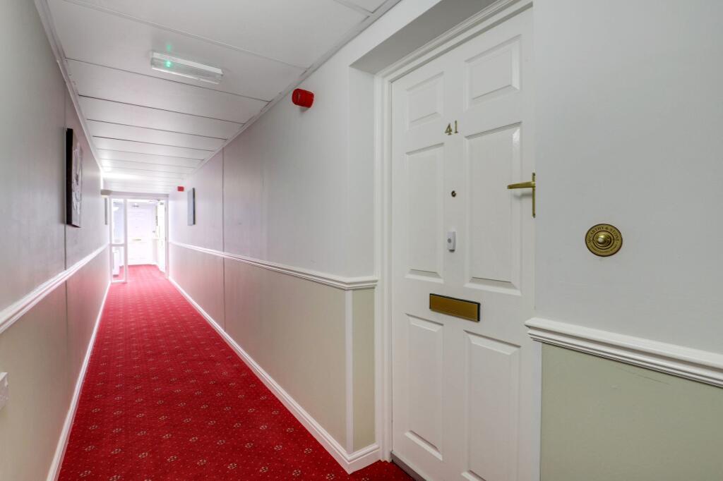 Apartment in Rushcliffe, Nottinghamshire - View 5