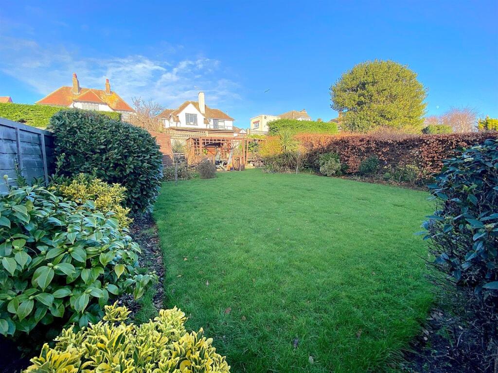 College Road, Bexhill-On-Sea photo 3