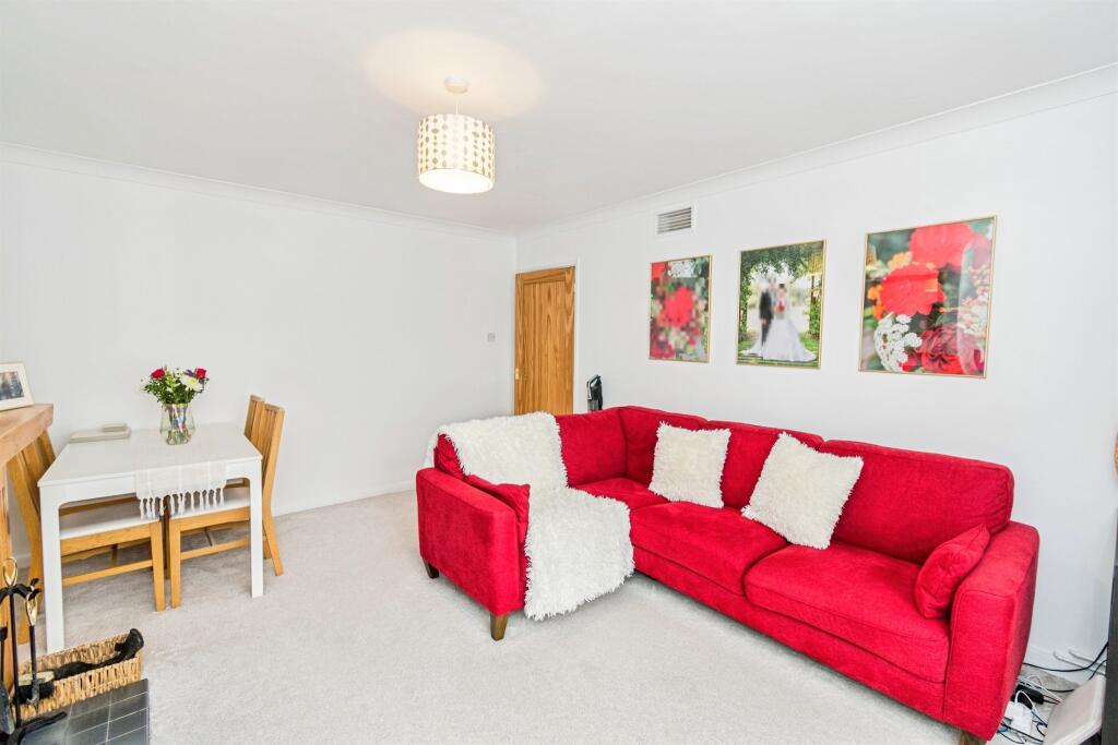 House in Winchester, Northbrook, Bishop's Waltham - View 5