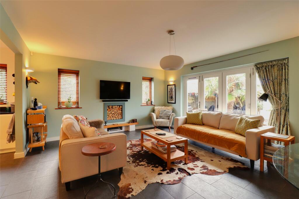 Limetree Grove, Braunton, Devon, EX33 photo 4