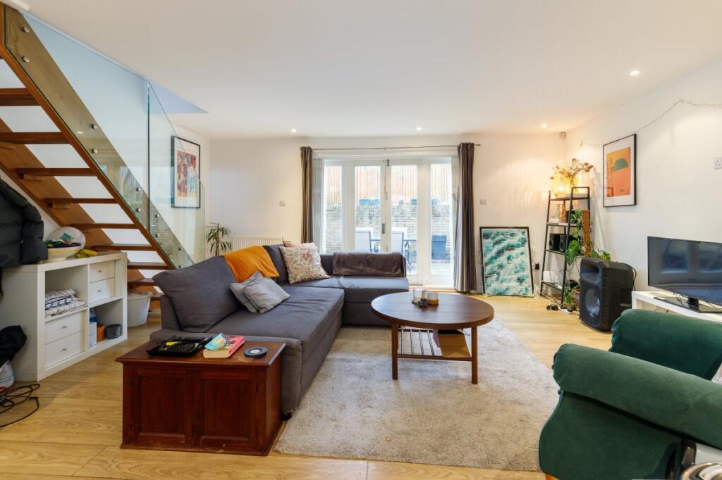 Main image of property: St Johns Crescent, Sw9