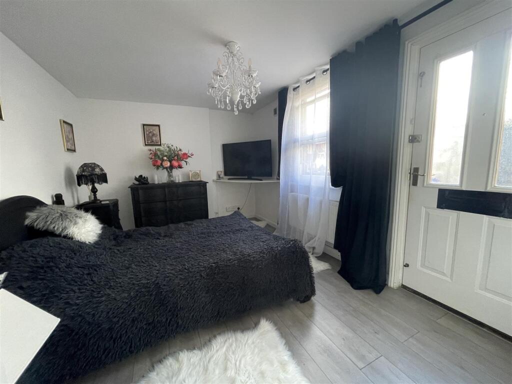 Apartment in Cheltenham, Wymans Brook, Alstone - More