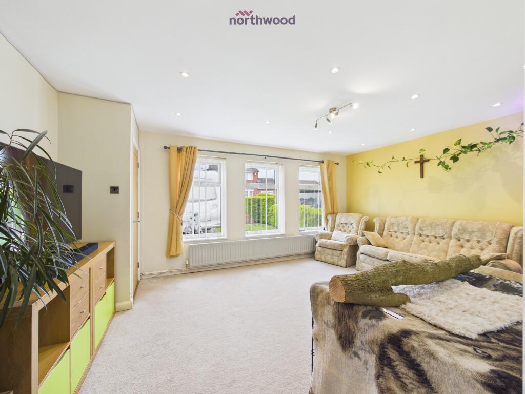 Ashburn Way, Wrexham, LL13 photo 3