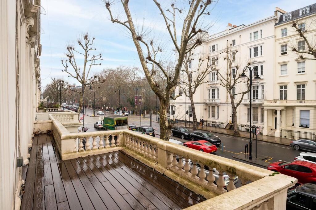 4 bedroom flat for rent