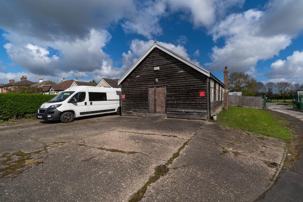 Holton-le-Clay, Grimsby, DN36 5AQ - View 4