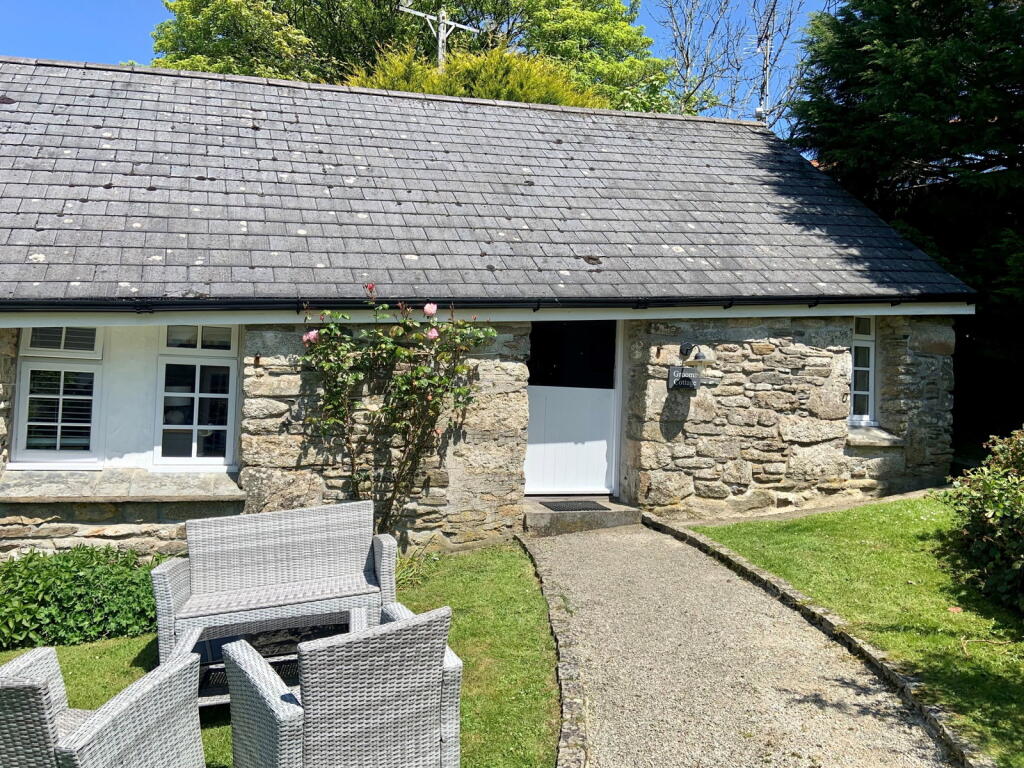 Main image of property: Trethin, Advent PL32