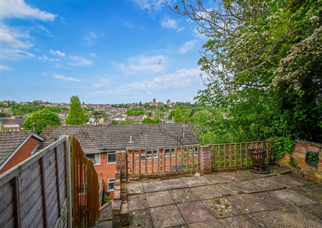 House in Bridgnorth, Low Town, Oldbury - View 3