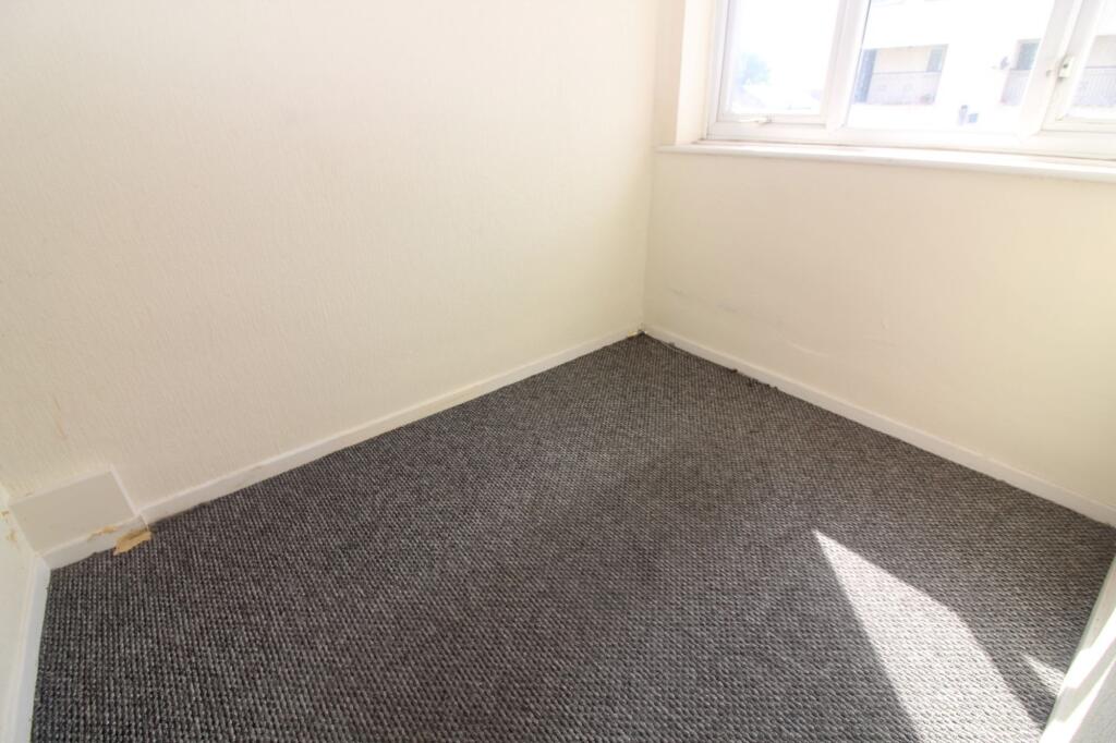 Apartment in Liverpool - More