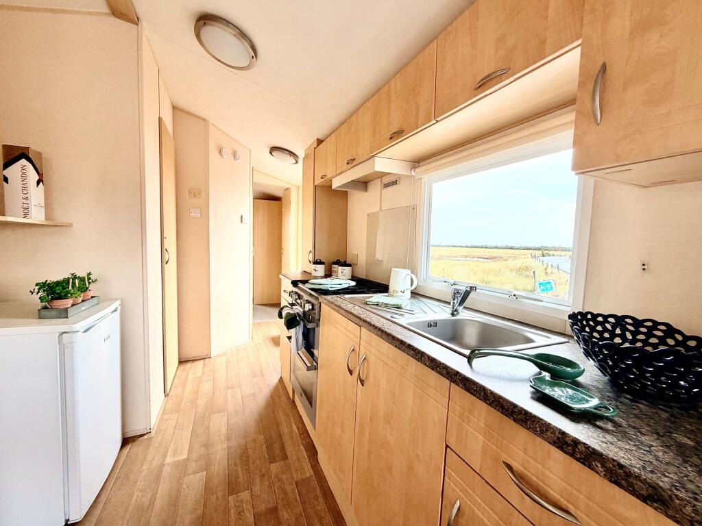 2010 Willerby Magnum, Steeple Bay Holiday Park, Steeple, Southminster, Essex, CM0 7RS - More