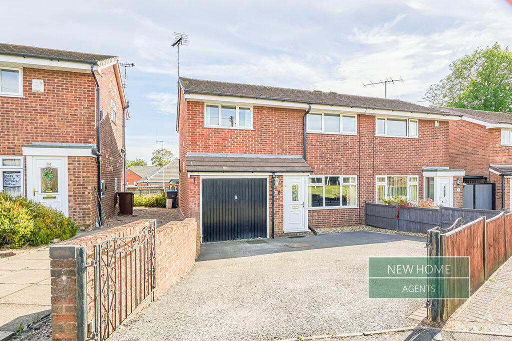 Main image of property: Kempton Grove Cheadle, Stoke-on-trent, ST10 1TQ