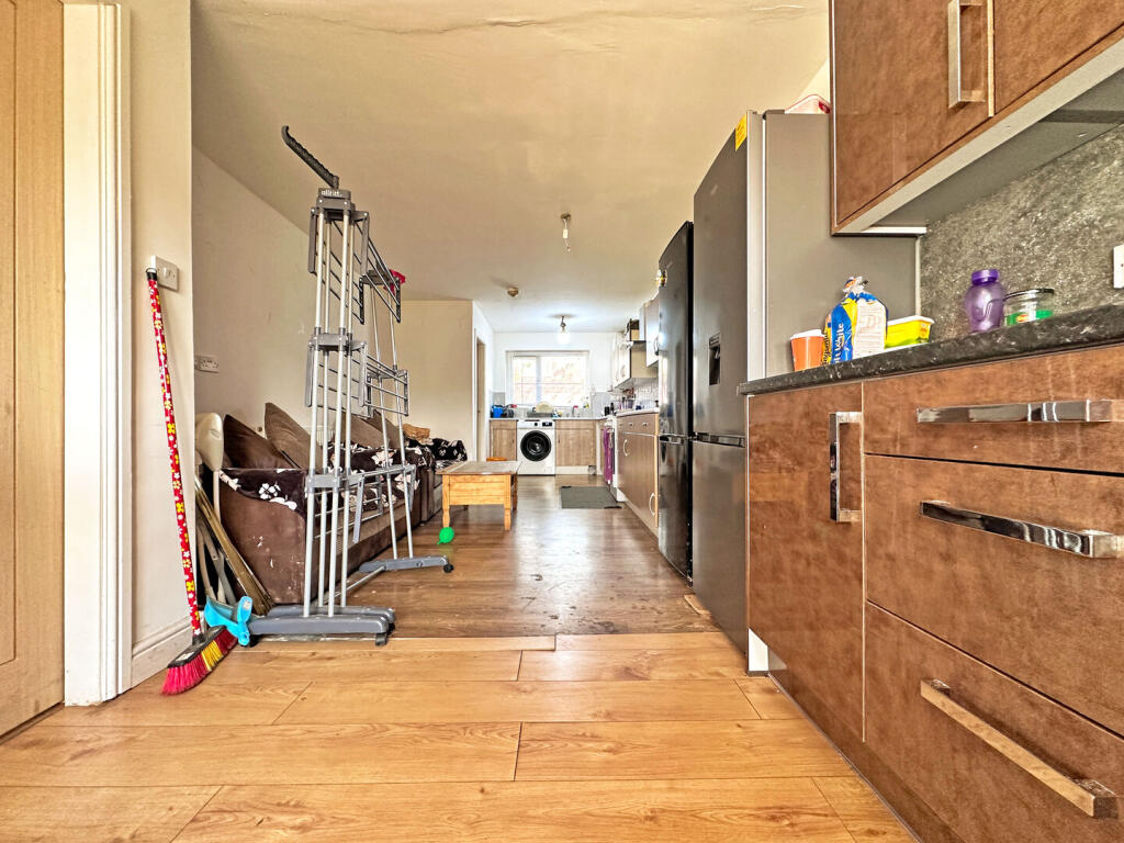 House in Sandwell, West Midlands - View 5