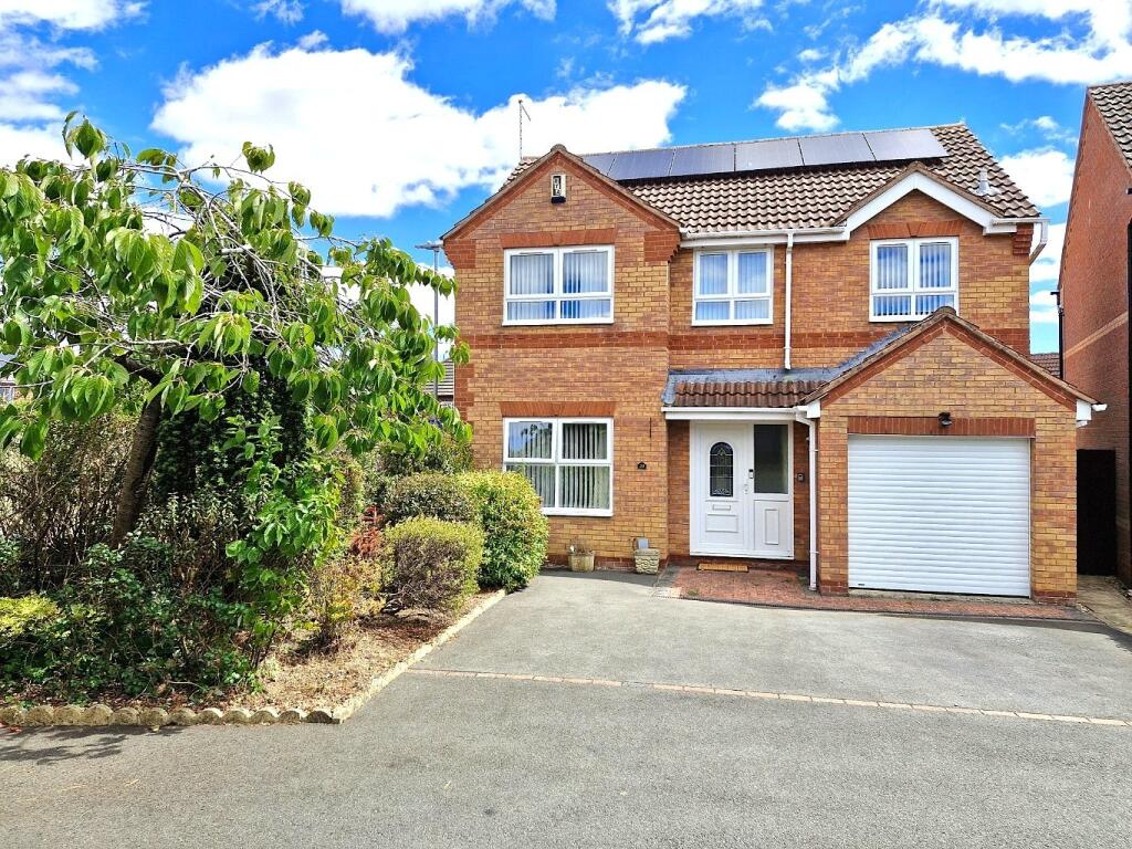 Main image of property: 30 Franklin Way, Daventry, NN11 0TH
