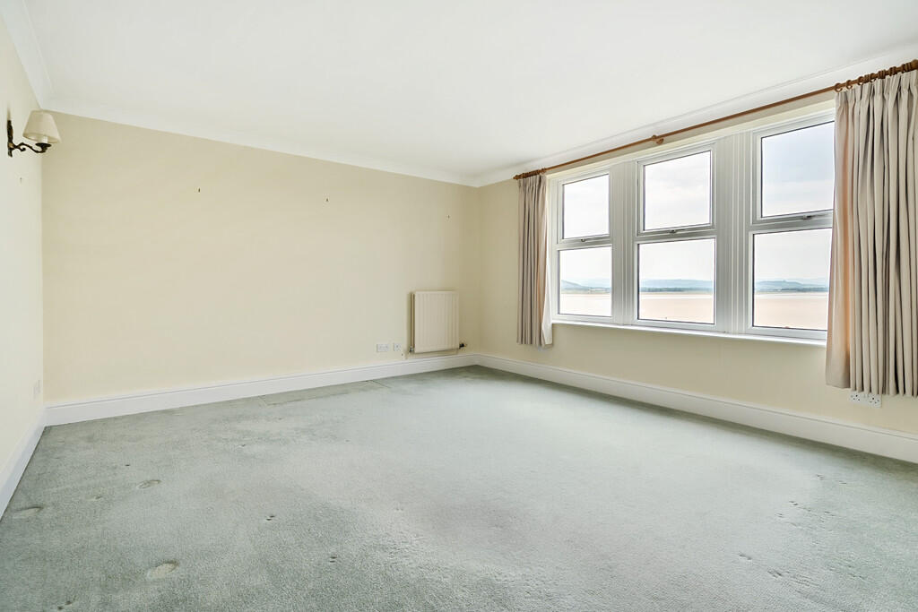 Flat 2 Howgill, 24 Church Hill, Arnside, Cumbria LA5 0DJ photo 5