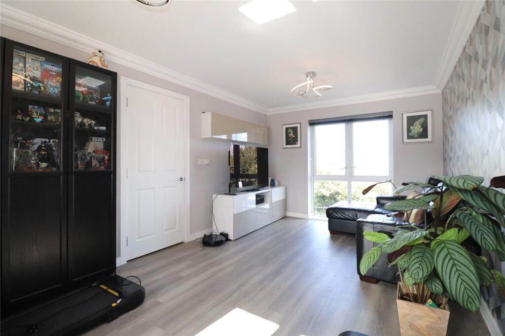 House in Dartford, Stone - View 5