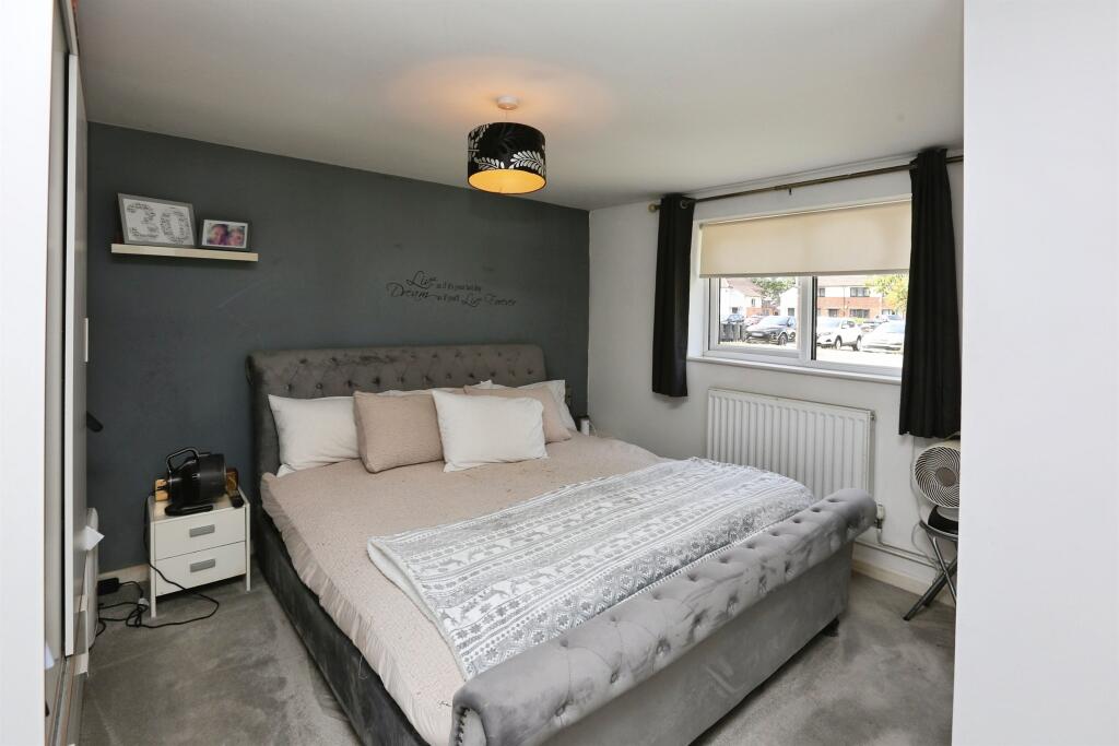 Apartment in Portsmouth - More