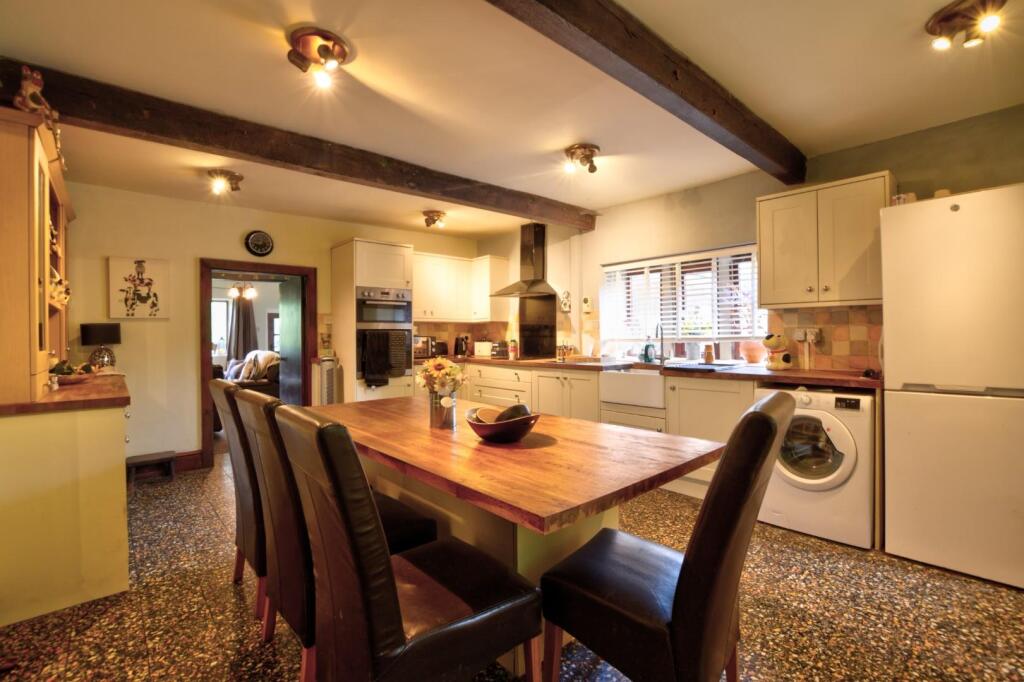 Walverden Road, Briercliffe, Burnley - View 5
