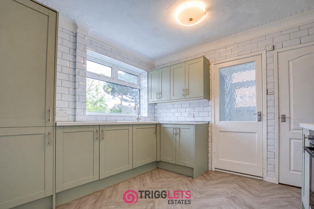 House in Barnsley, South Yorkshire - More