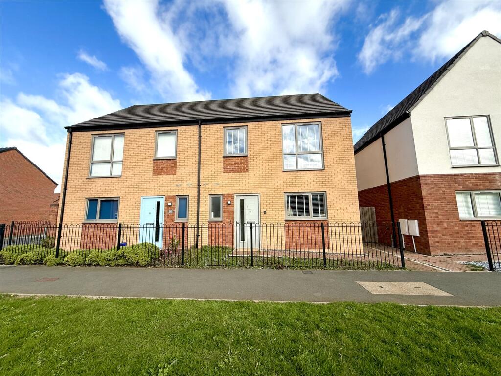 Main image of property: Harker Close, Hucknall, Nottingham, Nottinghamshire, NG15