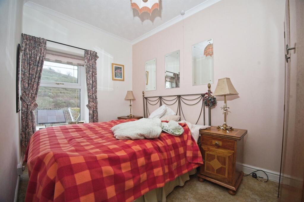 House in Cardiff, Ferndale - View 5