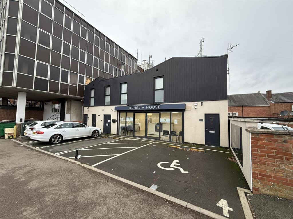 Main image of property: The Parade, Oadby, Leicester