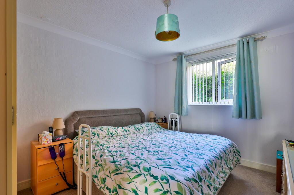 Apartment in York - View 5