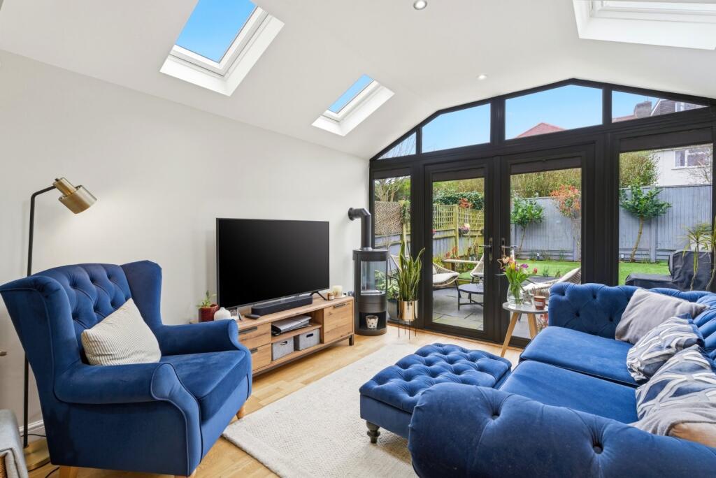 Additional image 10 of Ulverston Close, St. Albans, Hertfordshire, AL1