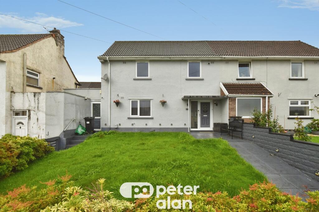 3-bed semi-detached on Maen Dy, Merthyr Tydfil, £200,000