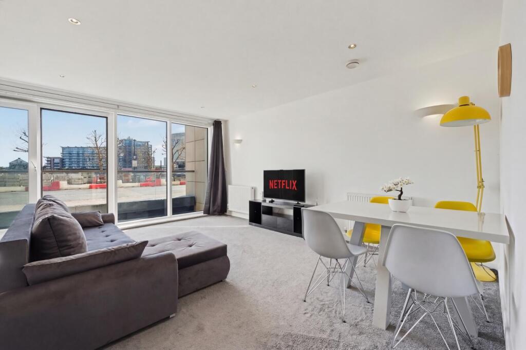 Apartment in London - More