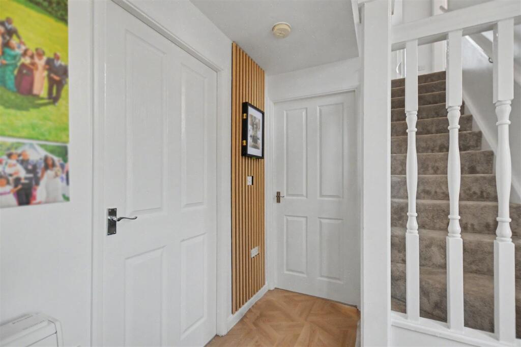Bridge Street, Sandiacre, Nottingham - View 5