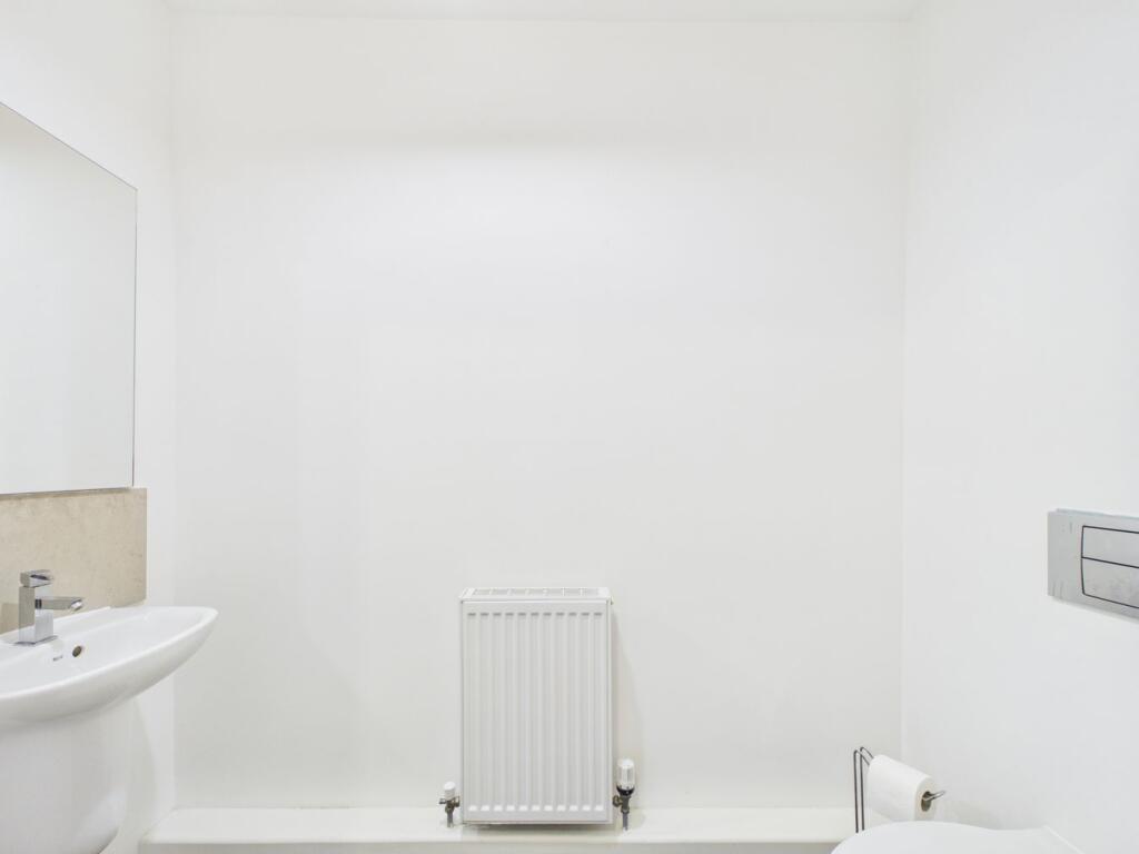 Apartment in Stevenage - View 5